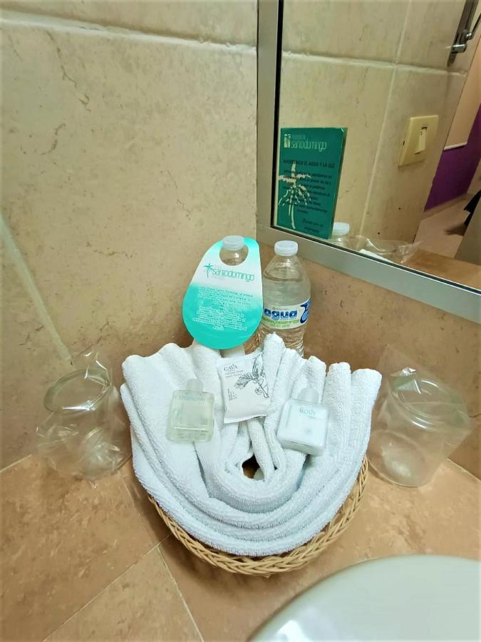 Hotel Santo Domingo Express Виляермоса Екстериор снимка