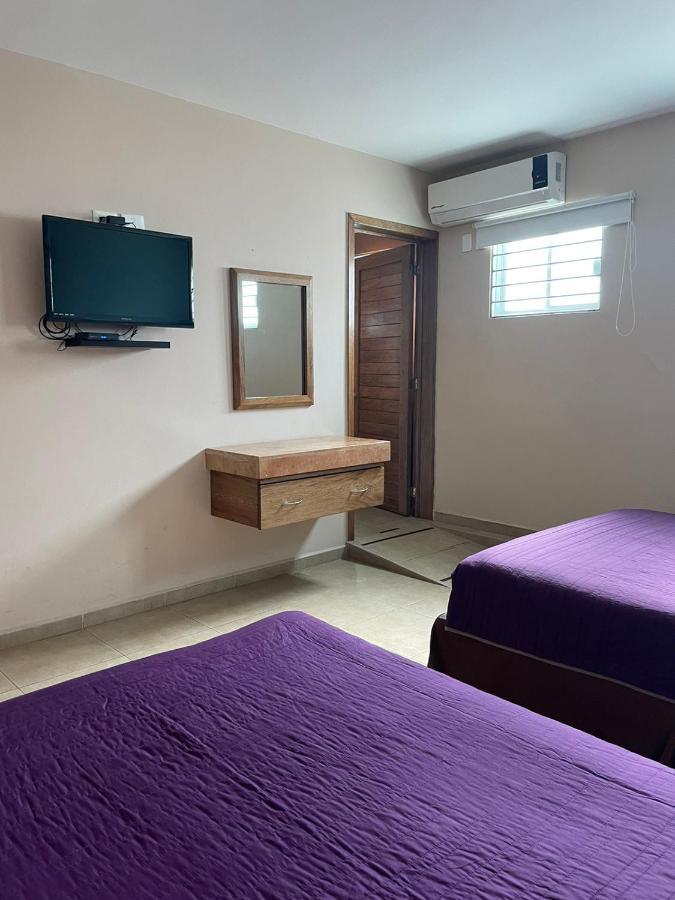 Hotel Santo Domingo Express Виляермоса Екстериор снимка