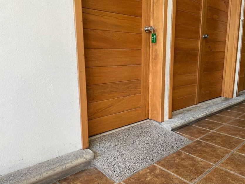 Hotel Santo Domingo Express Виляермоса Екстериор снимка